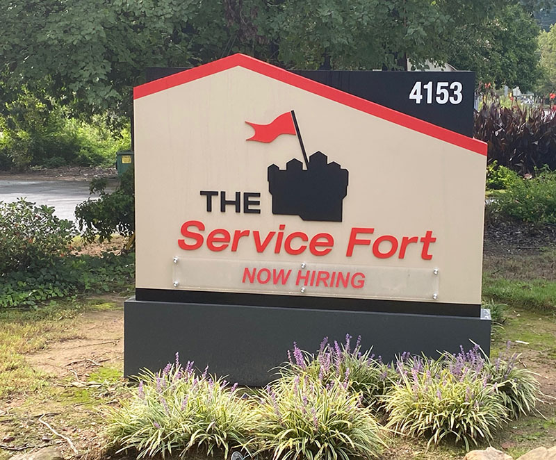 the service fort office sign picture